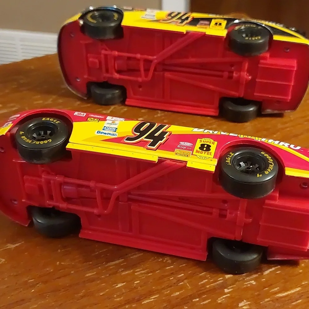 A set of 2(qty) McDonalds #94 1:24 die-cast Nascar Race cars - Picture 4 of 7
